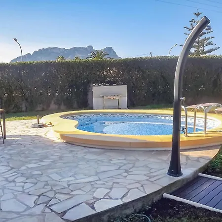 In With 3 Bedrooms&outdoor Swimming Pool