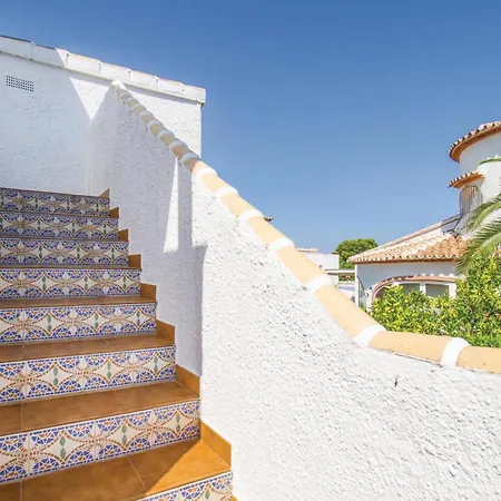 In With 3 Bedrooms&outdoor Swimming Pool Vakantiehuis *